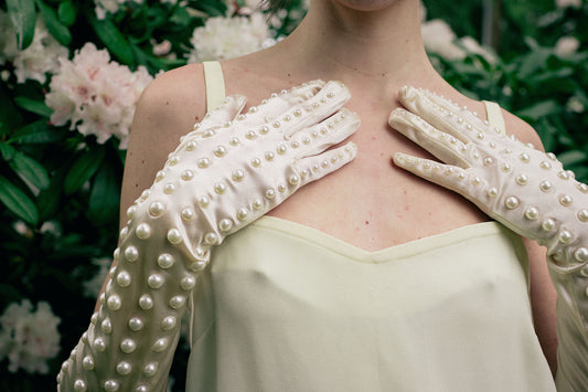 Pearl Embossed Opera gloves